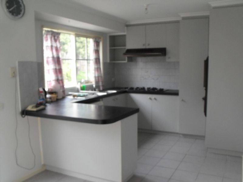 13  Edgerton Court, Hampton Park VIC 3976