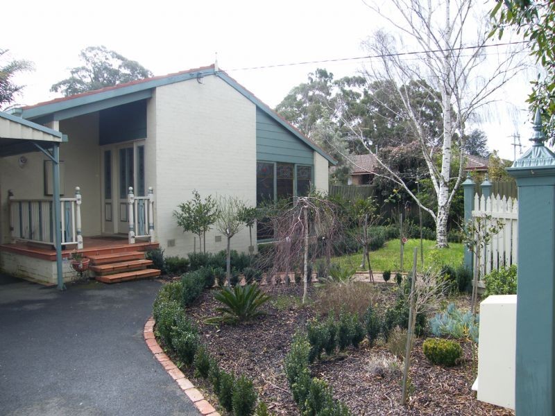 17 Fountain Drive, Narre Warren VIC 3805