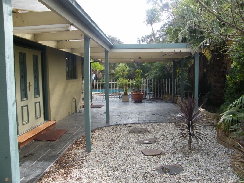 17 Fountain Drive, Narre Warren VIC 3805