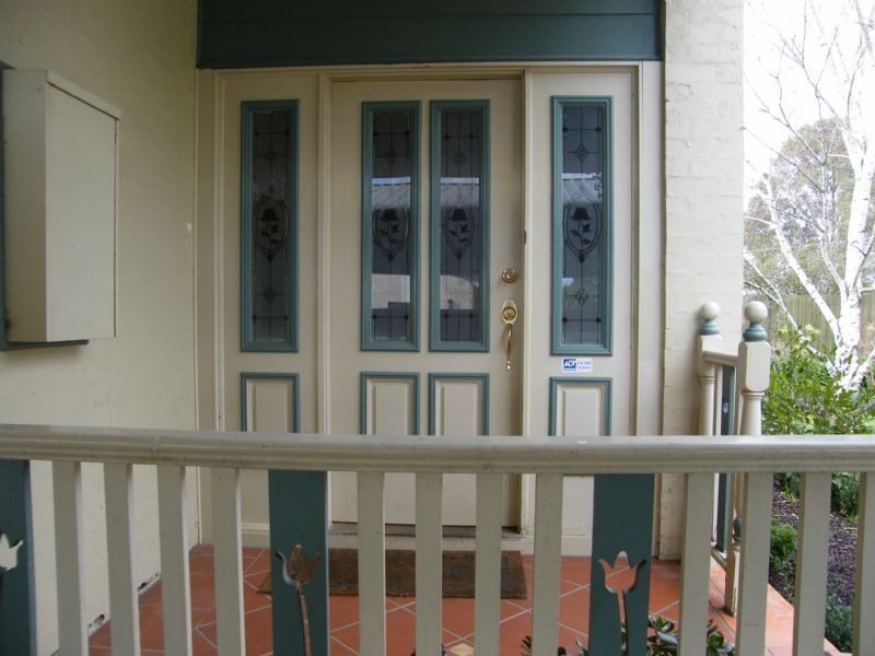 17 Fountain Drive, Narre Warren VIC 3805