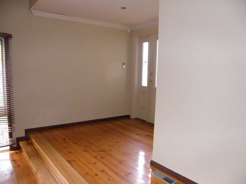 17 Fountain Drive, Narre Warren VIC 3805