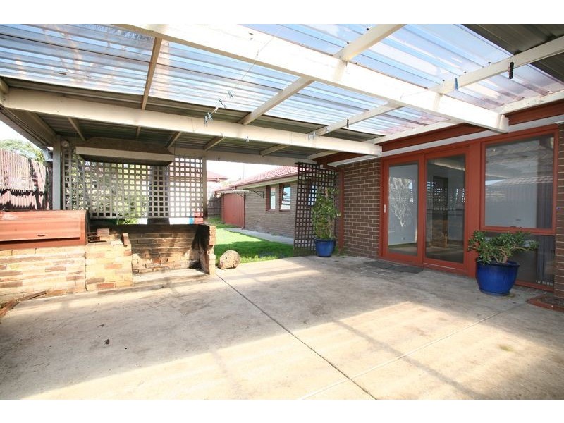 2 Katherine Court, Hampton Park VIC 3976