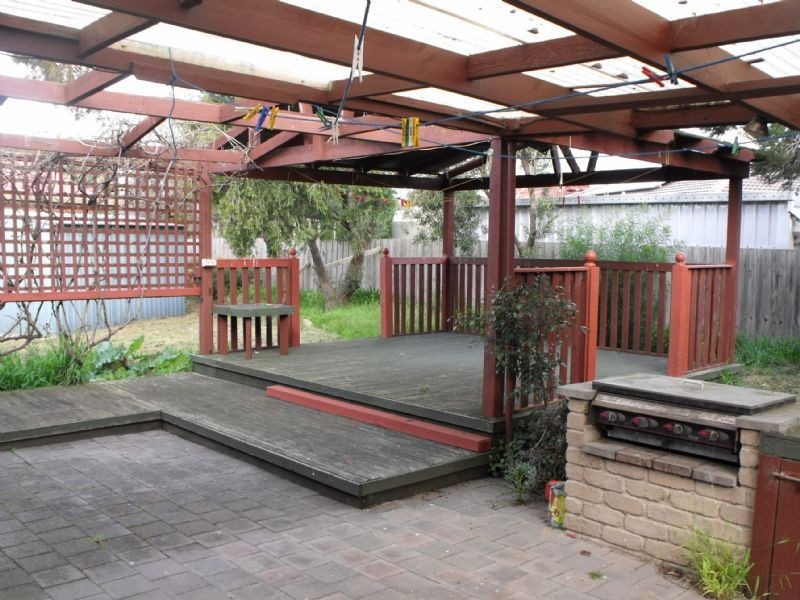 16 Jasper Court, Hampton Park VIC 3976