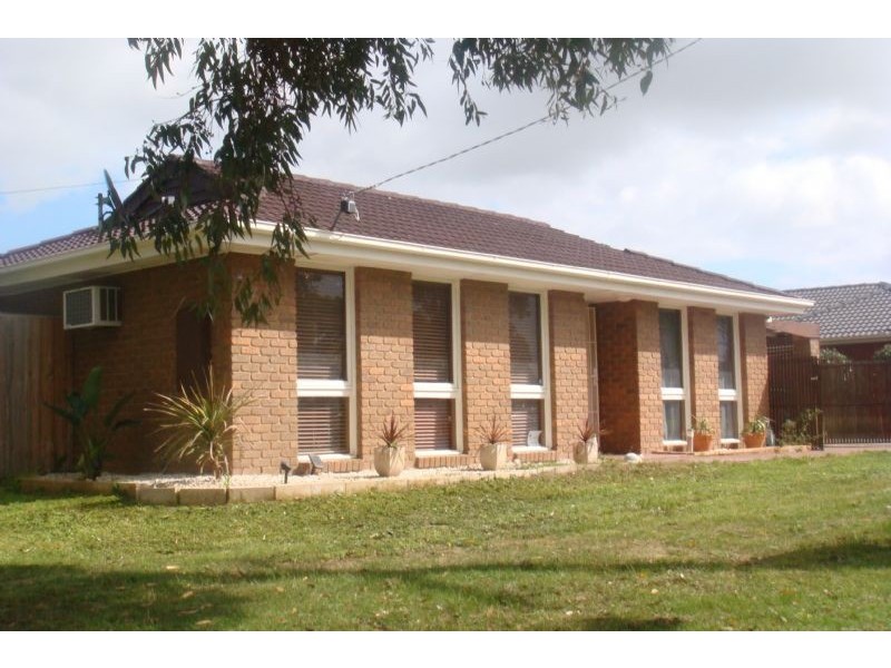 9 Andrew Street, Hampton Park VIC 3976