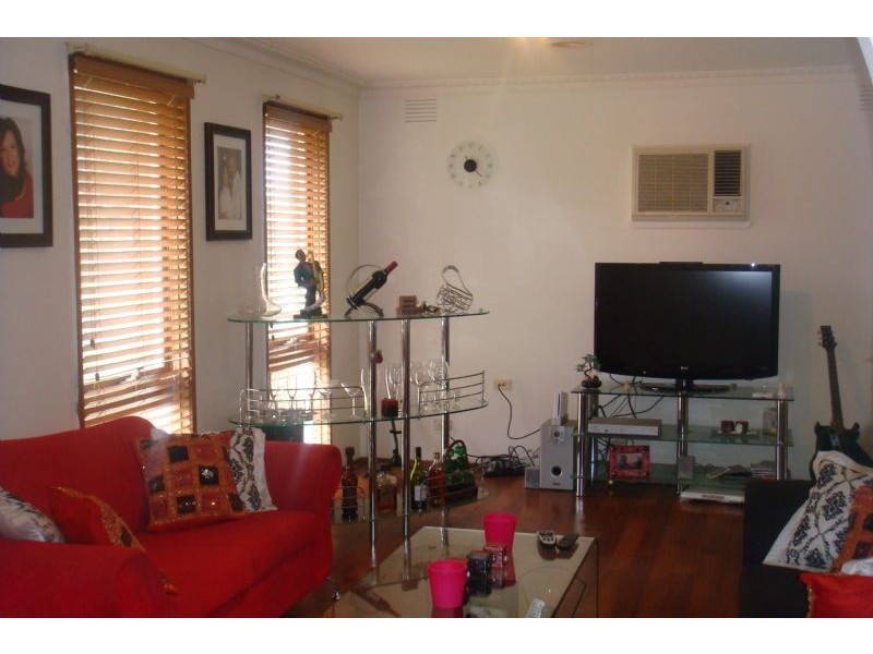 9 Andrew Street, Hampton Park VIC 3976