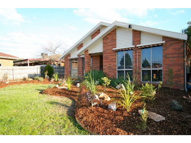 4 Wendy Court, Hampton Park VIC 3976