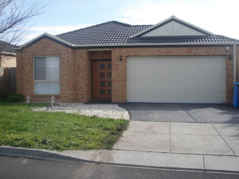 23 Baynton Cres, Lynbrook VIC 3975