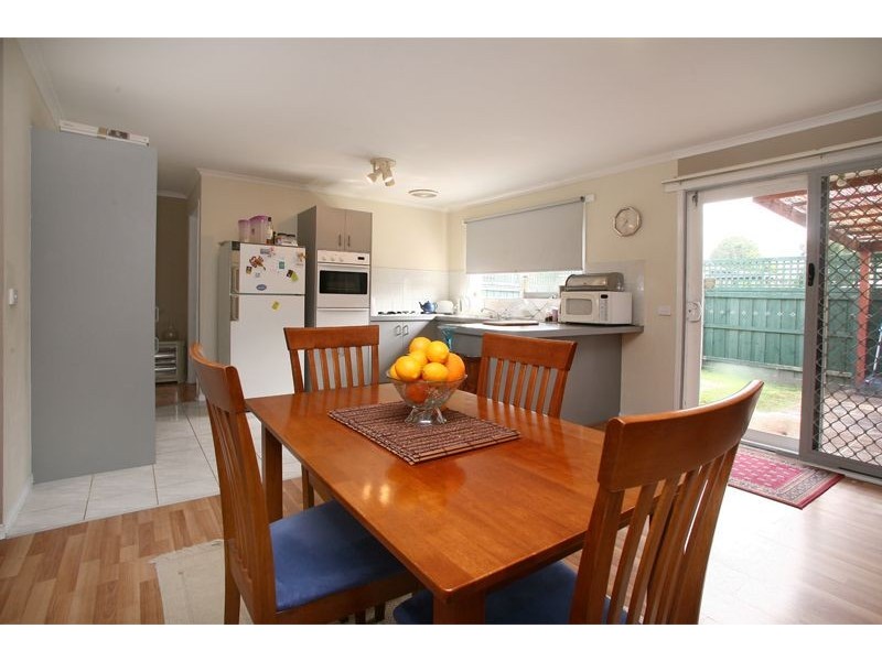 43 Amber Drive, Hampton Park VIC 3976