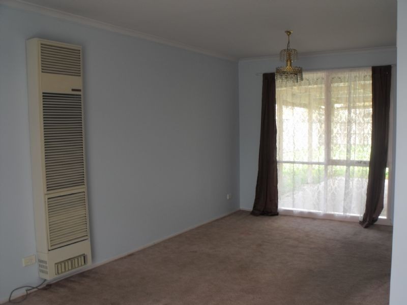 13 Lewisham Close, Hampton Park VIC 3976