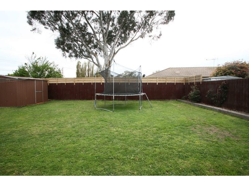 6 Branton Drive, Hampton Park VIC 3976