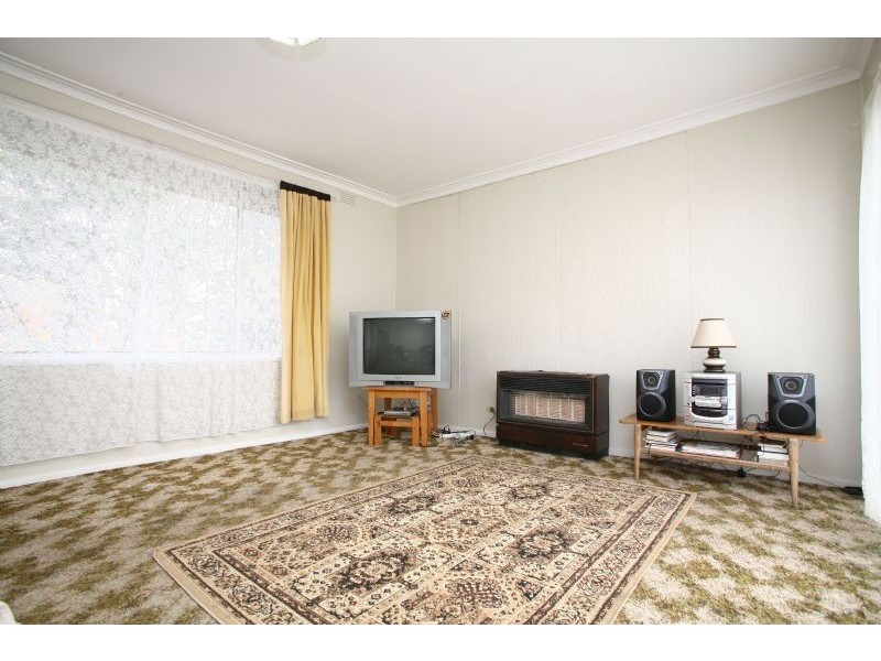111 Fordholm Rd, Hampton Park VIC 3976