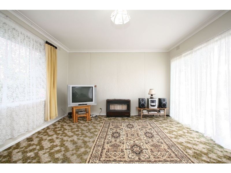 111 Fordholm Rd, Hampton Park VIC 3976