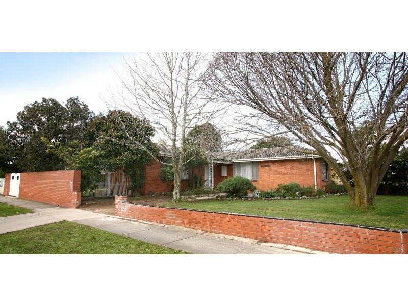 111 Fordholm Rd, Hampton Park VIC 3976