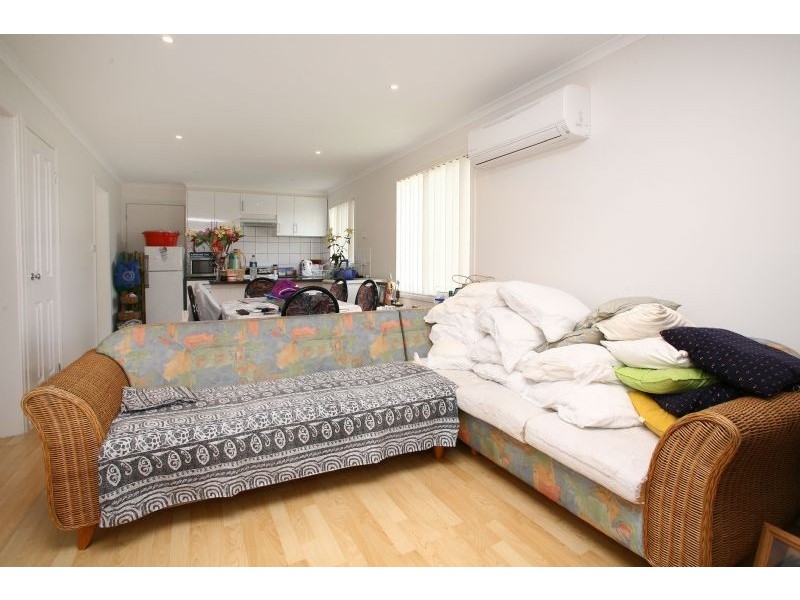 17 Henlow Rise, Hallam VIC 3803