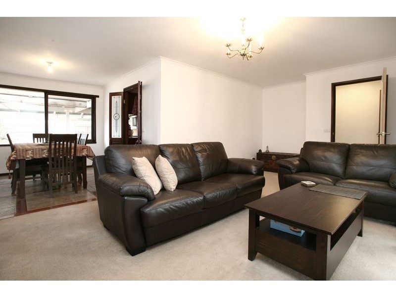 14 Dalvana Court, Hampton Park VIC 3976