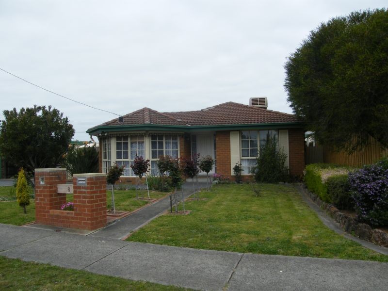 8 Hedley Place, Hampton Park VIC 3976