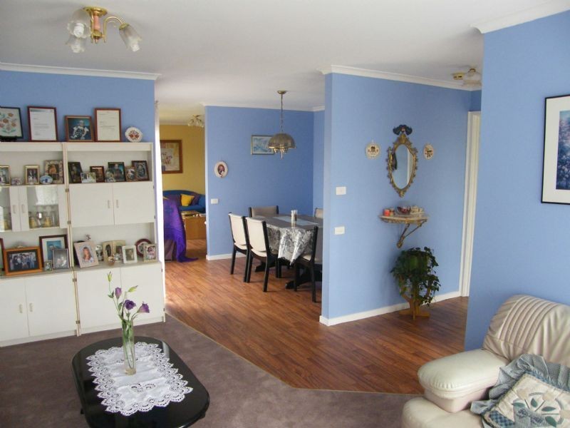 8 Hedley Place, Hampton Park VIC 3976