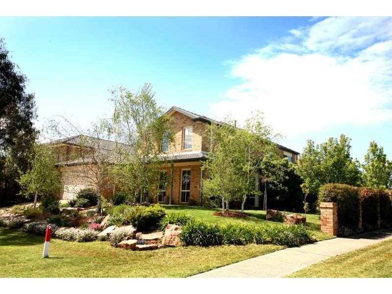 1 Sugarloaf Avenue, Lynbrook VIC 3975