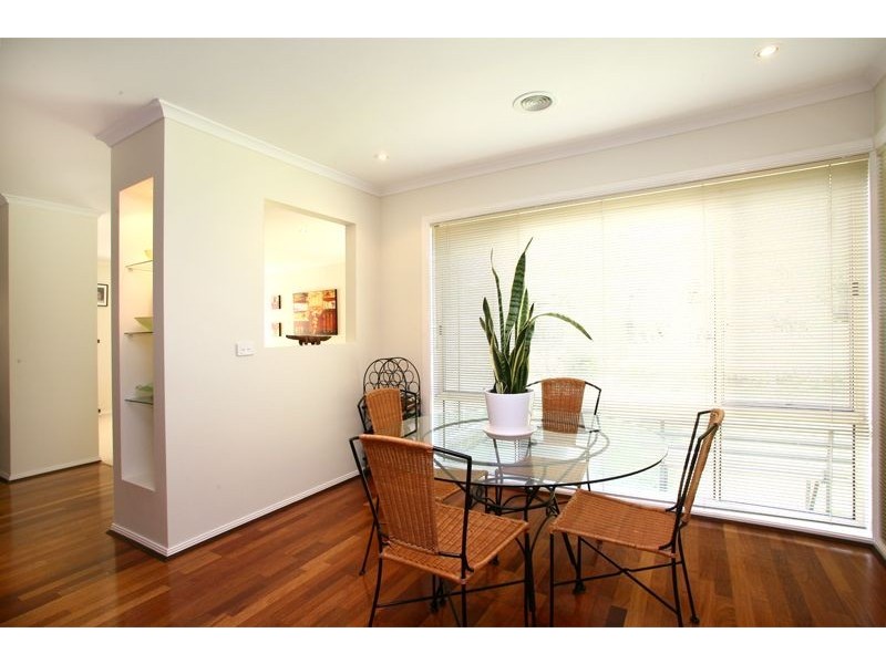 1 Sugarloaf Avenue, Lynbrook VIC 3975