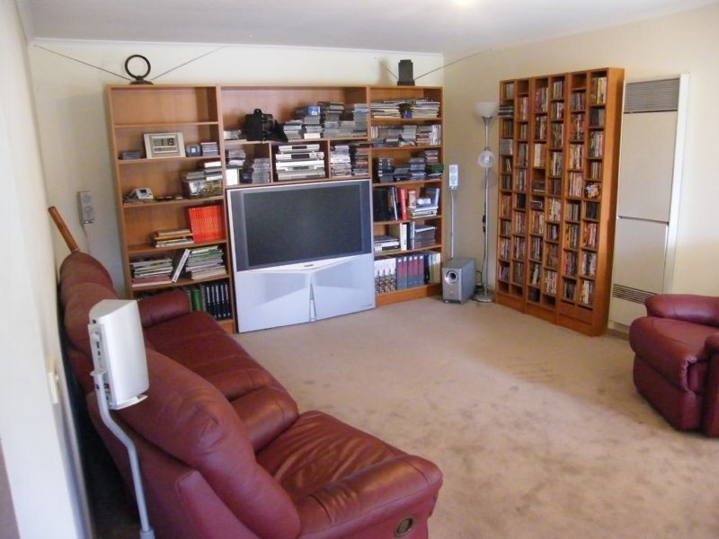 2/30 Huntington Drive, Hampton Park VIC 3976