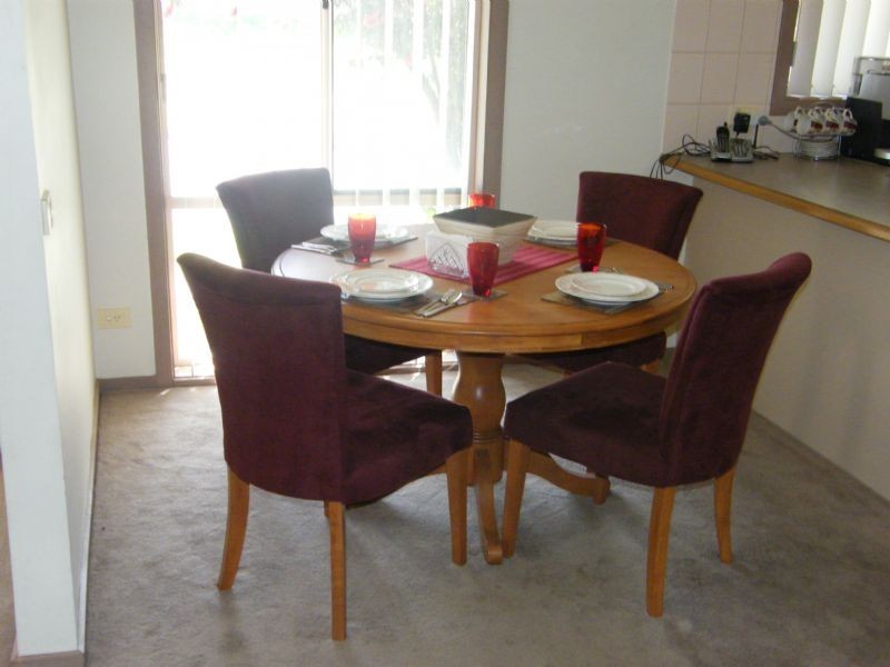 2/30 Huntington Drive, Hampton Park VIC 3976