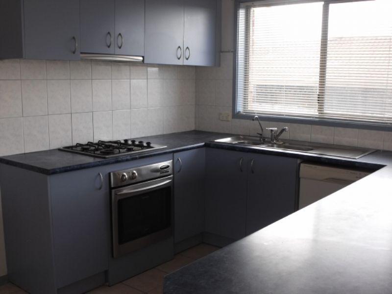 1/53 Leopold Crescent, Hampton Park VIC 3976