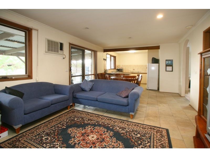 84 Robjant Street, Hampton Park VIC 3976