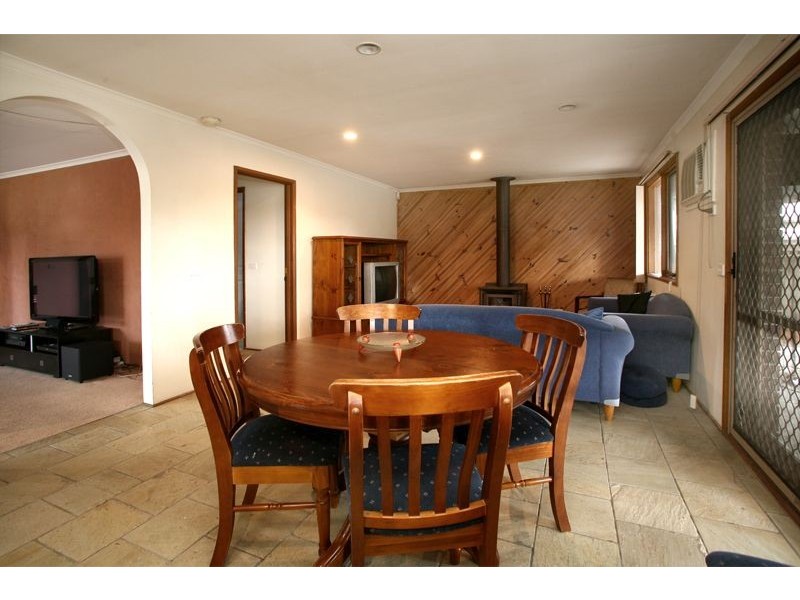 84 Robjant Street, Hampton Park VIC 3976