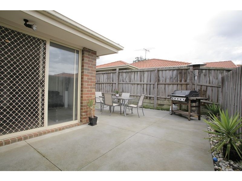 9/4 Paydon Way, Hampton Park VIC 3976