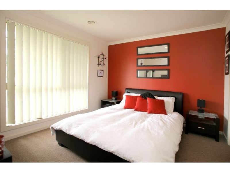 9/4 Paydon Way, Hampton Park VIC 3976