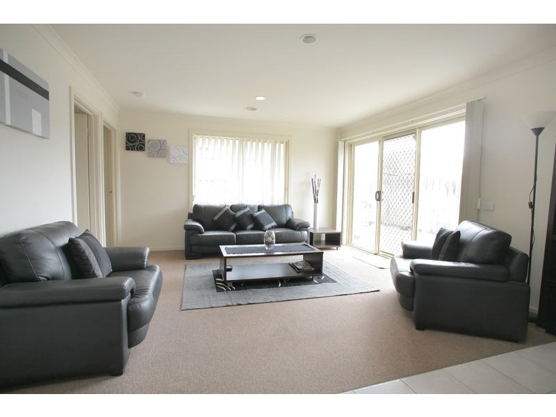 9/4 Paydon Way, Hampton Park VIC 3976