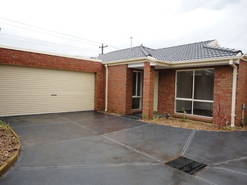 1,2,3/2 Jambe Court, Hampton Park VIC 3976
