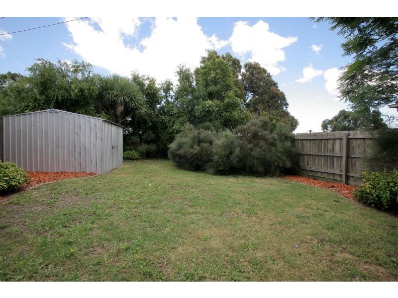 16 The Ridge, Hampton Park VIC 3976