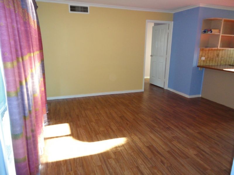 8 Hedley Place, Hampton Park VIC 3976