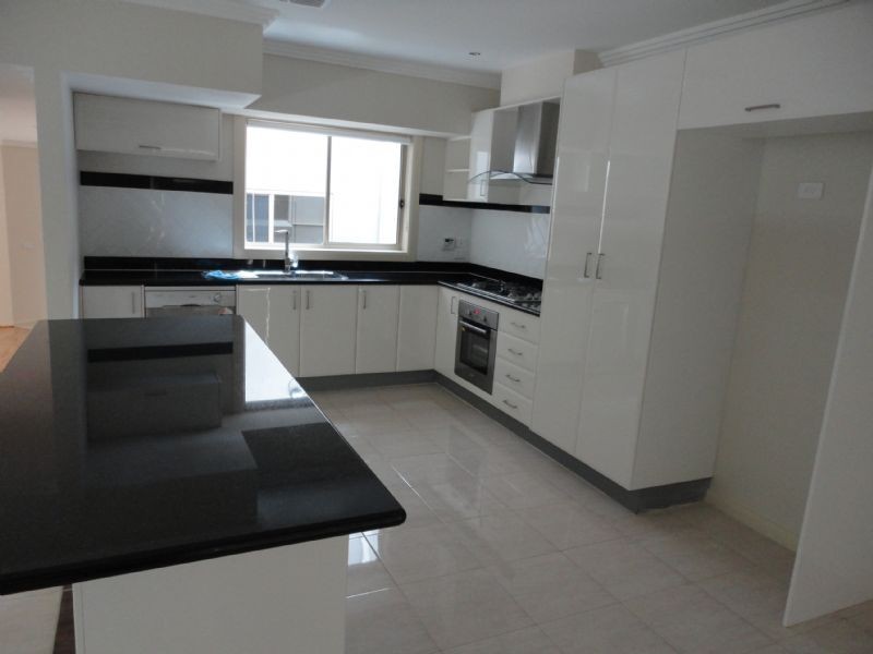 2/79 Fitzgerald Road, Hallam VIC 3803