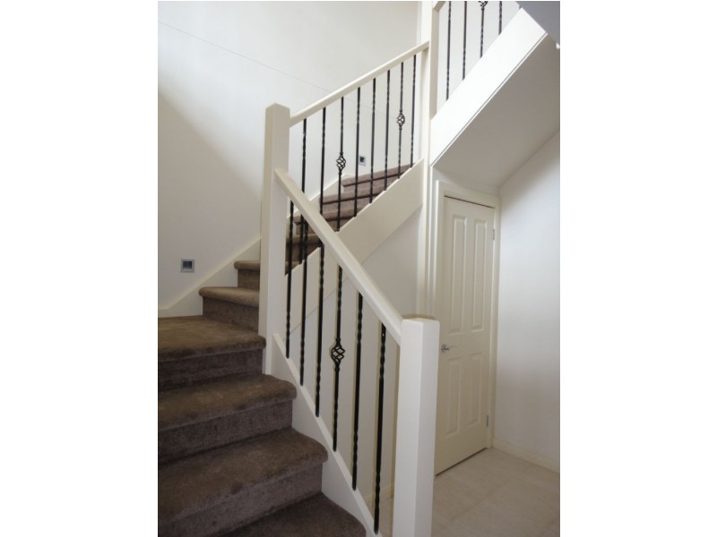 2/79 Fitzgerald Road, Hallam VIC 3803