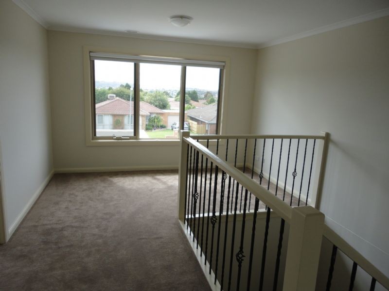 2/79 Fitzgerald Road, Hallam VIC 3803