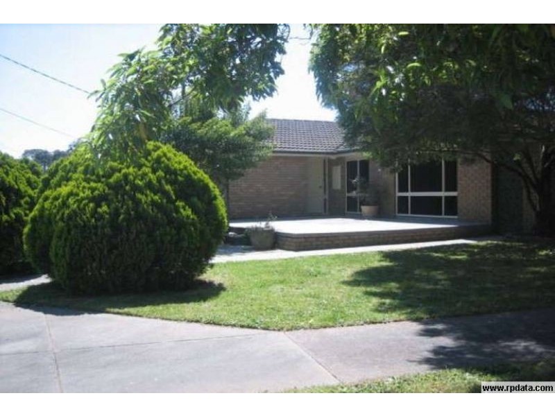 10 Robjant Street, Hampton Park VIC 3976