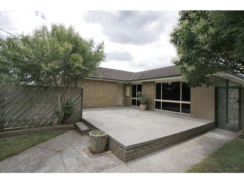 10 Robjant Street, Hampton Park VIC 3976