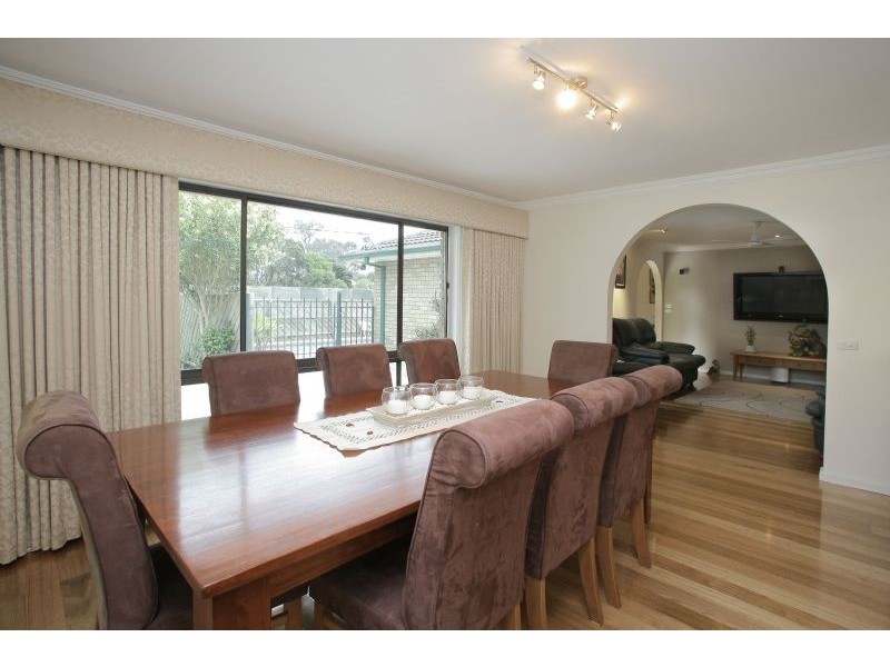 10 Robjant Street, Hampton Park VIC 3976