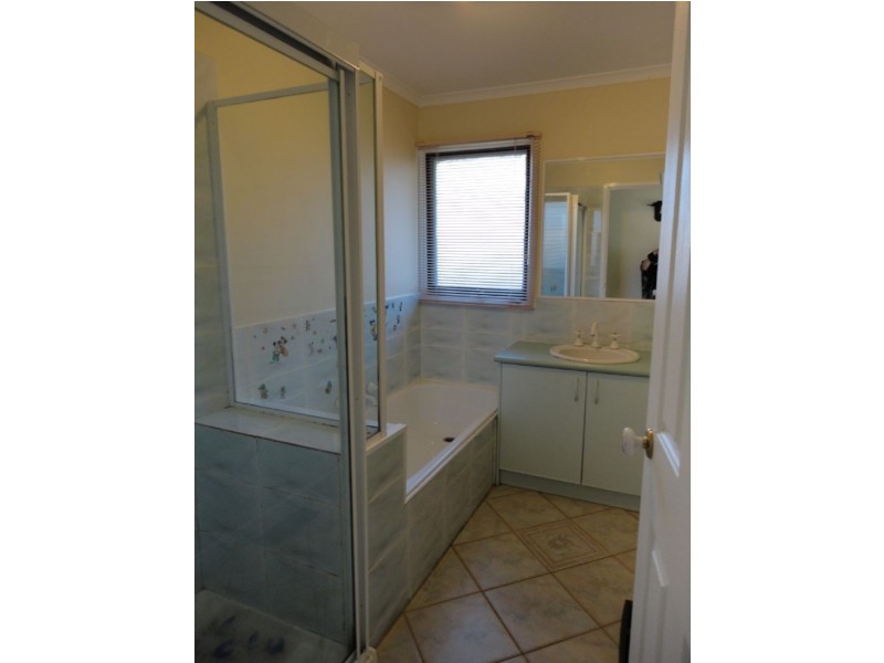 22 The Grange, Hampton Park VIC 3976