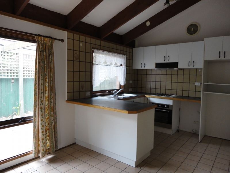 2 Cotham Square, Hampton Park VIC 3976