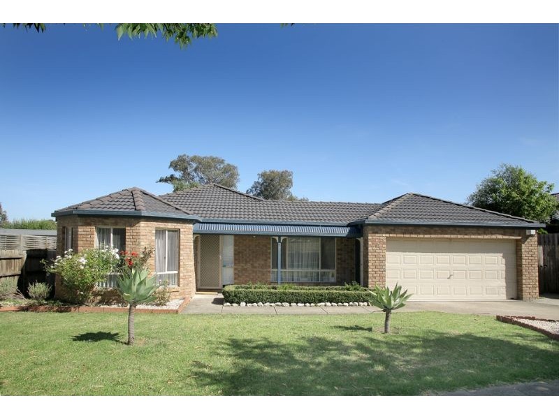 94 Lynbrook Blvd, Lynbrook VIC 3975