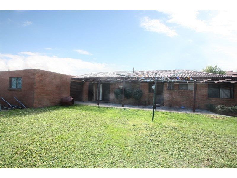 3 Edgerton Court, Hampton Park VIC 3976