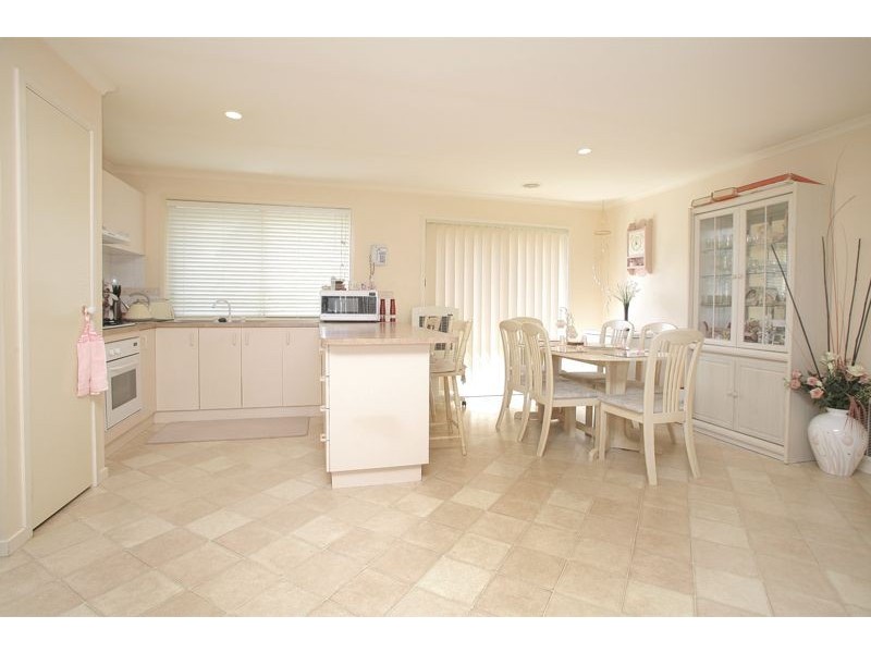 5 Gumtree Grove, Hampton Park VIC 3976