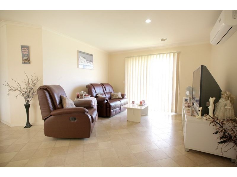 5 Gumtree Grove, Hampton Park VIC 3976