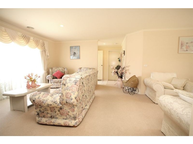 5 Gumtree Grove, Hampton Park VIC 3976