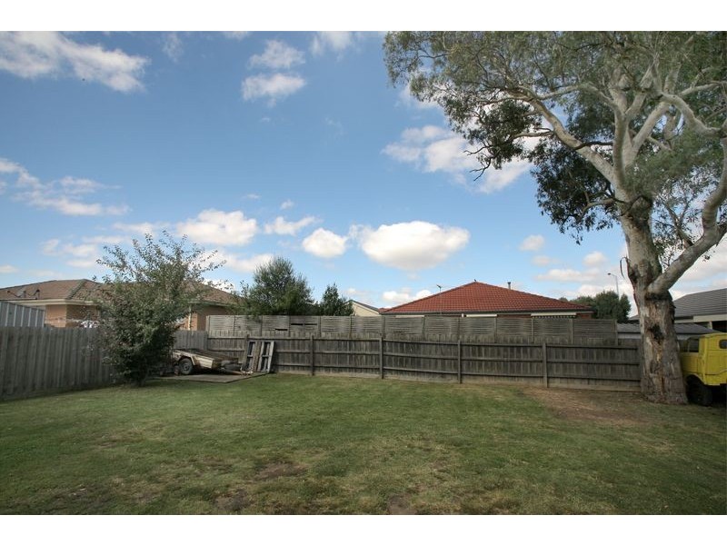 5 Gumtree Grove, Hampton Park VIC 3976