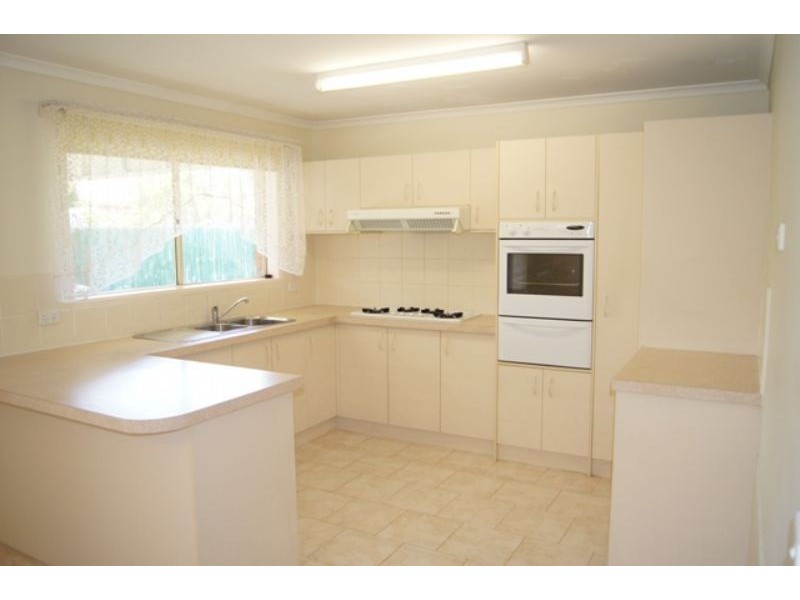 67 The Parkway, Hampton Park VIC 3976