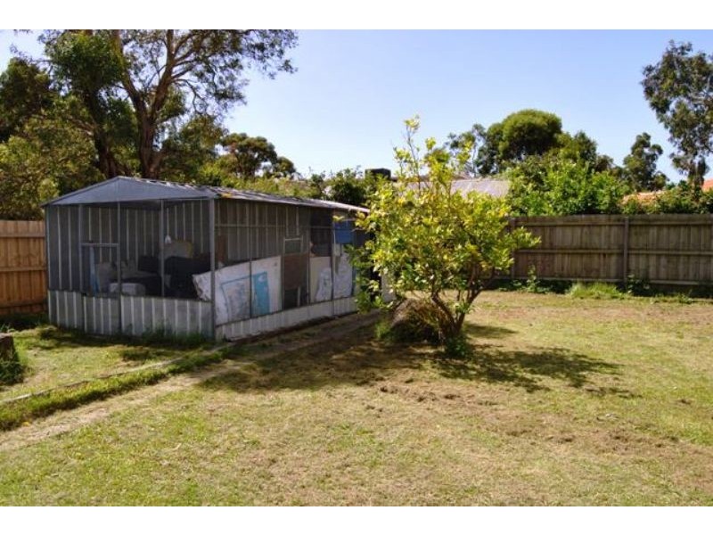 11 Somerville Road, Hampton Park VIC 3976